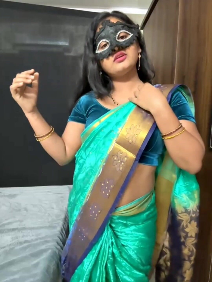 TeluguCouple901: Desi telugu ragazza scopa in videochiamata