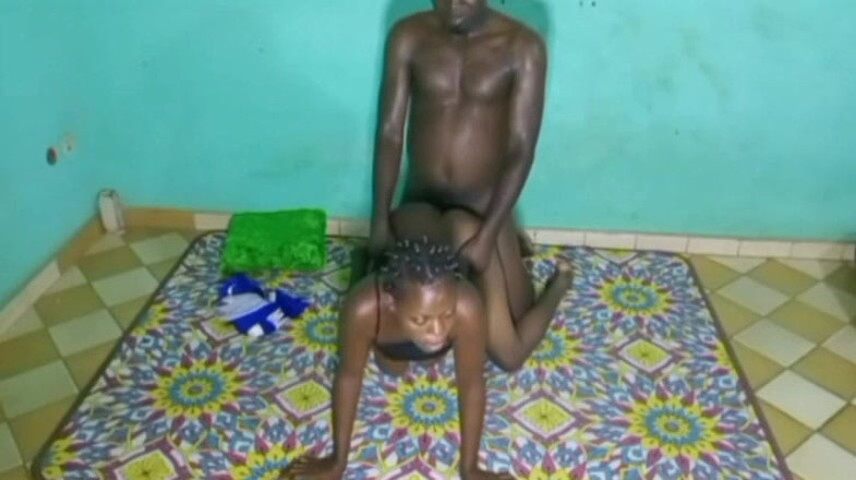 Viporn sex bais: L’intimité d’un couple africain
