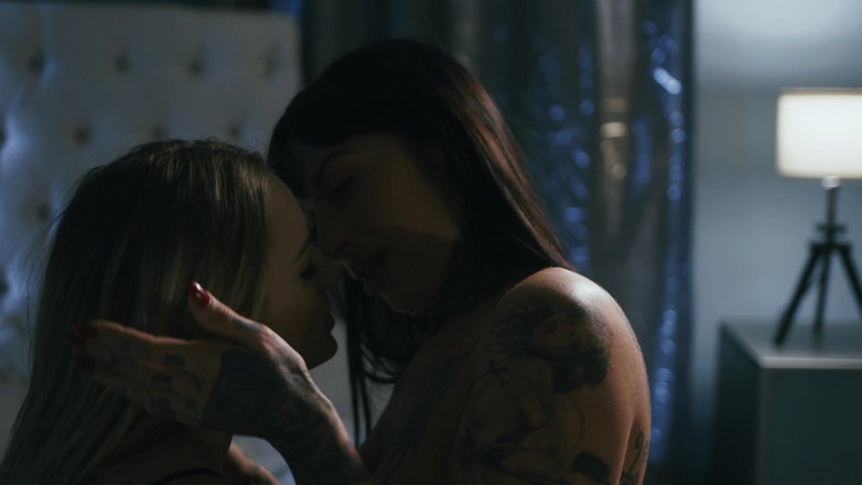 SweetheartVideo: Líbání lesbiček
