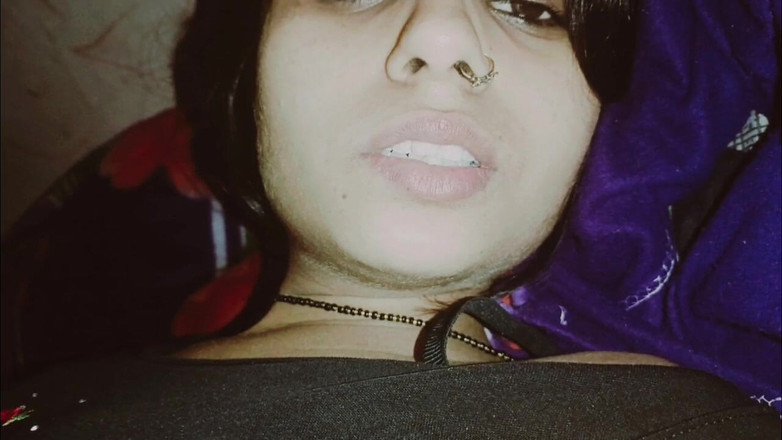 Hot Sis: 印地语自拍性爱