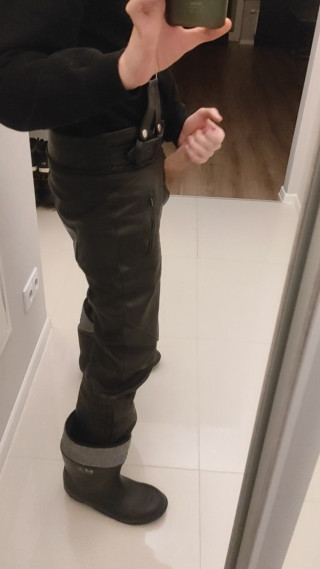 Gayfucker25: Gay Army Men Fuck. I'm in Rubber Boots and Leather...