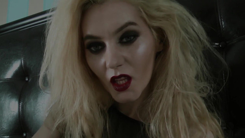 Goddess Celine: Uderzyła miłość
