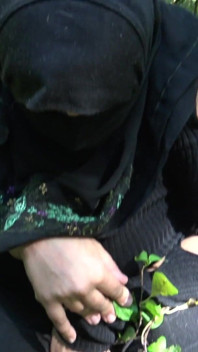 Iranian MILF Risky Outdoor Sex in Tehran