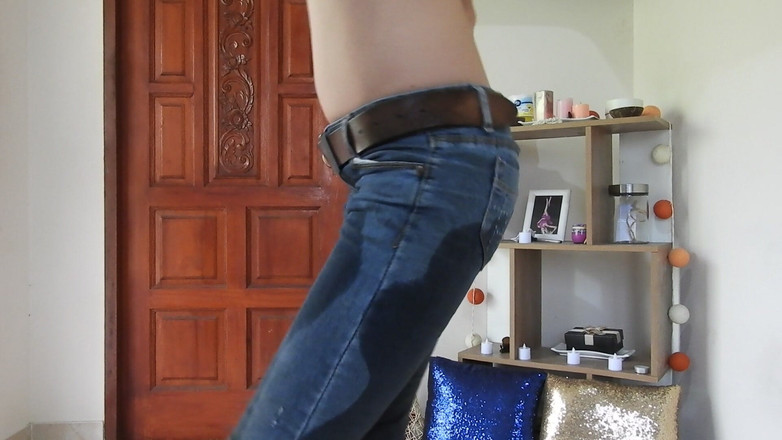 MissAnja_FH: Wet Pee Jeans Dancing