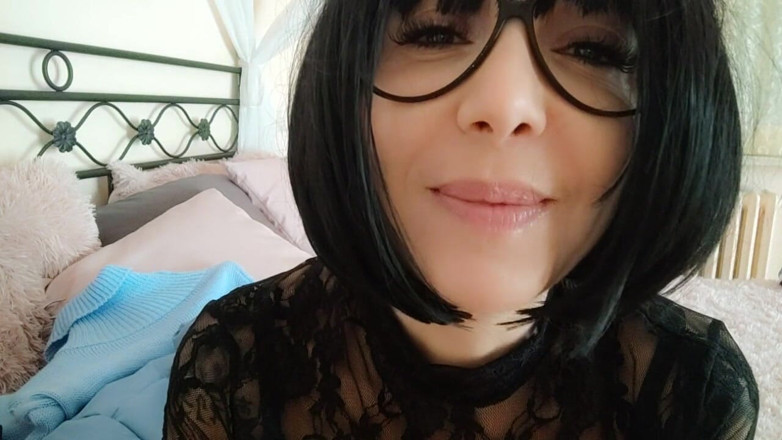 savannahamatoriale: Італійське приниження: слухняна дрочити