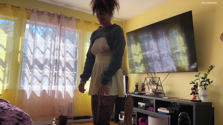 Vibe with mommy: I Lost a Bet Over Huge Dildos and Ended up...