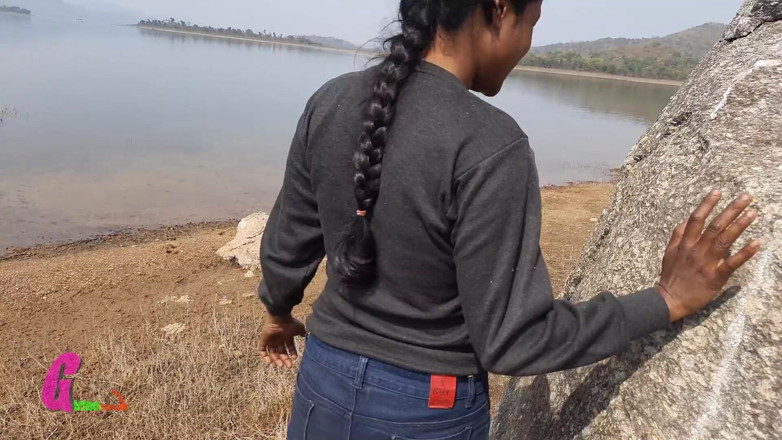 Horny_Bong: Indian couple sex at river side outdoor