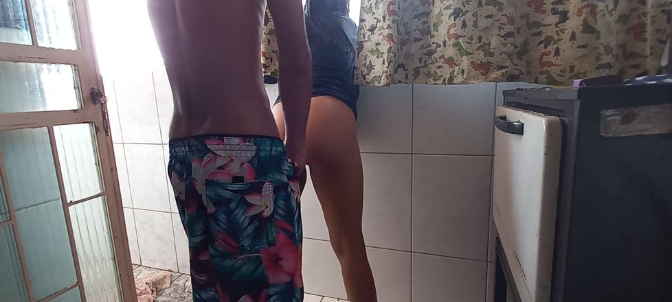 Beatriz De Jesus Silva: Eating the naughty maid after cleaning, maid having sex on...