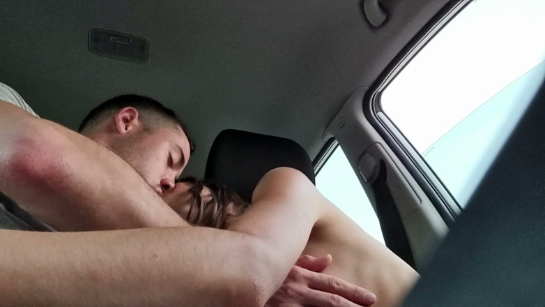 Candie Luciani: I Jerk off the Driver