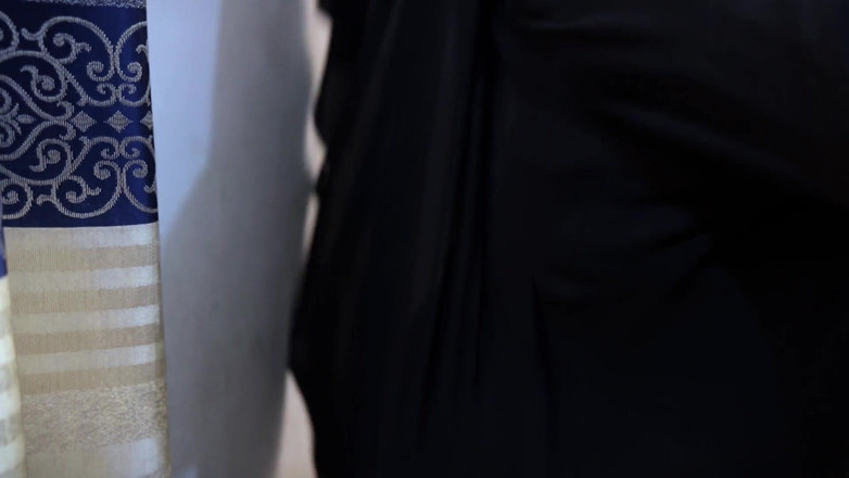 Aria Mia: ¡La chica caliente egipcia Anippe quiere sexo duro de un...