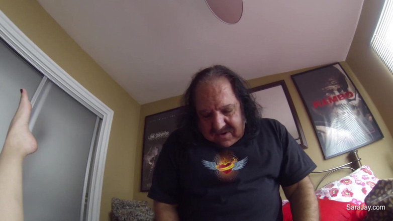 Sara Jay: Quickie dengan Ron Jeremy!