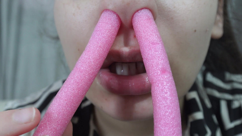 AmayaMori: Si Dia Bermain Dengan Hidung Saya. Saya meletakkan pad silikon...