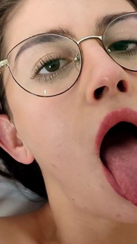 My Step Sister Wants to Fuck Me