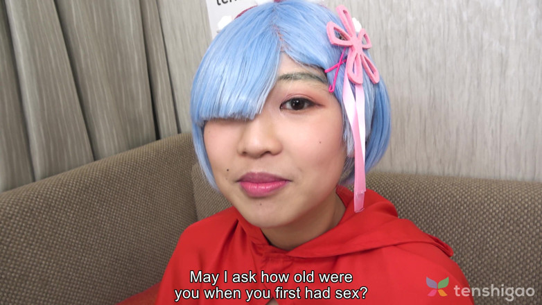 Tenshigao: Riho Machida est dans son costume anime quand elle nous...
