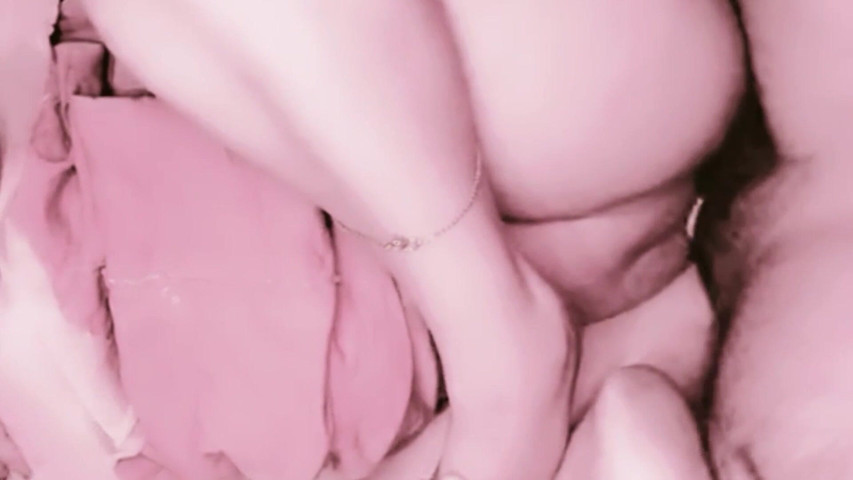Big Ass Beautiful Mature Hot Sexy Bhabi Hard Fuck with Her Hasband in Bedroom (Hot shoot)