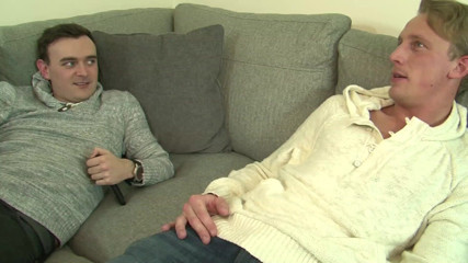 UK Sinners: Monster Swinger & Luke Hardy kitchen table pounding