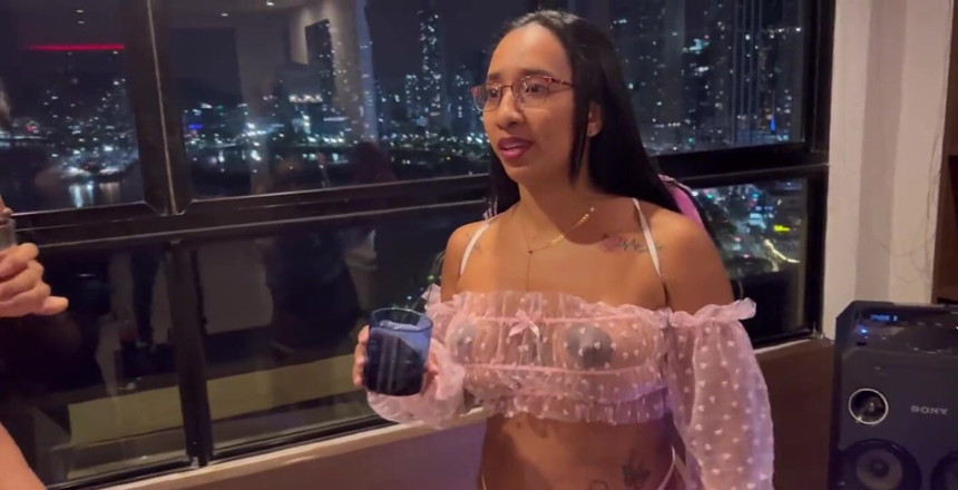 Leyne Rodriguez: ฉันทำ threesome กับเพื่อนไบ่ของฉันและ