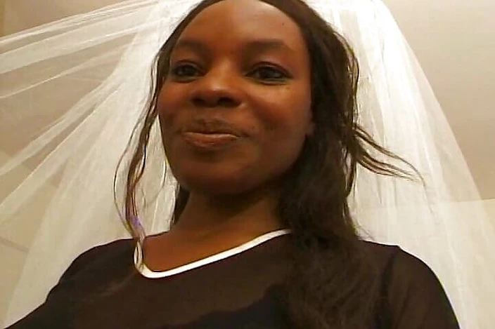 Filles Francaises: Petite Ebony French Babe Enjoys Hard Interracial Fuck