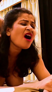Fată desi sexy sex romantic dur cu croitor