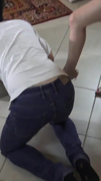 Hand Trample Dance Kicking Fun!.
