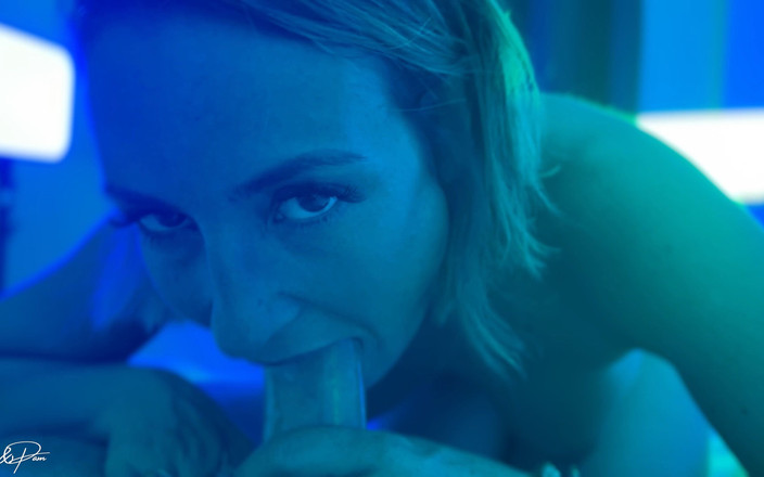 LeaPam: POV에서 커니와 펠라로 섹스하는 친밀한 커플의 가엘과 팸에 합류하세요