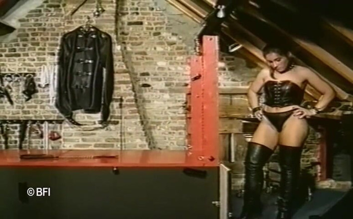 House of lords and mistresses in the spanking zone: Sm studio crown nô lệ
