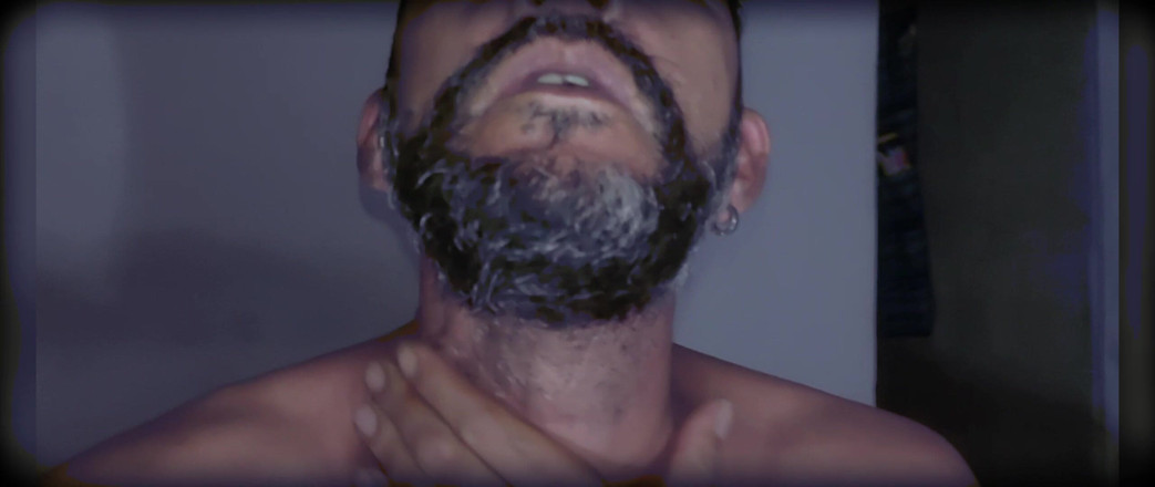 Rock F hairy: È bello vedermi da vicino