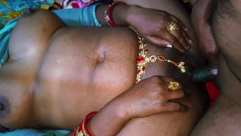 YourXstudio121: Embarazada Suman bhabhi ke chut me bhaiya Hanth Ghussa ke...