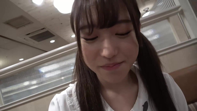 Strix: Ďábelská dívka, erotická děvka tréninková komise učí prsatou dívku, která...