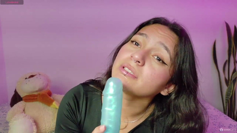 Emilyn Grifs: Jsem submisivní holka, která chce být jen šukána