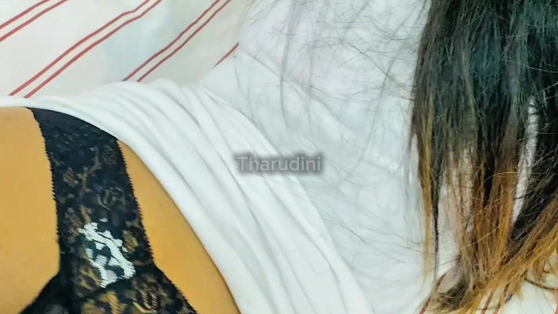 Tharumini_Official: 斯里兰卡学生妹在大学后做爱