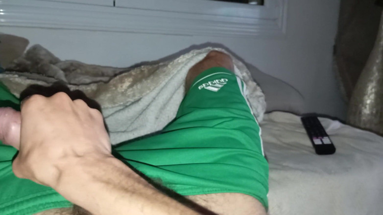 Elvissc: Spectacular Playful Cumshot of Esta Bonita Huge Cock Recorded with...