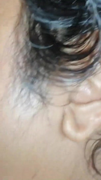 พบสาว Desi แก่ฉี่ใต้บันได โดนลงโทษ 3