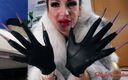 Kinky Domina Christine queen of nails: 穿着毛皮的女神的完美皮手套