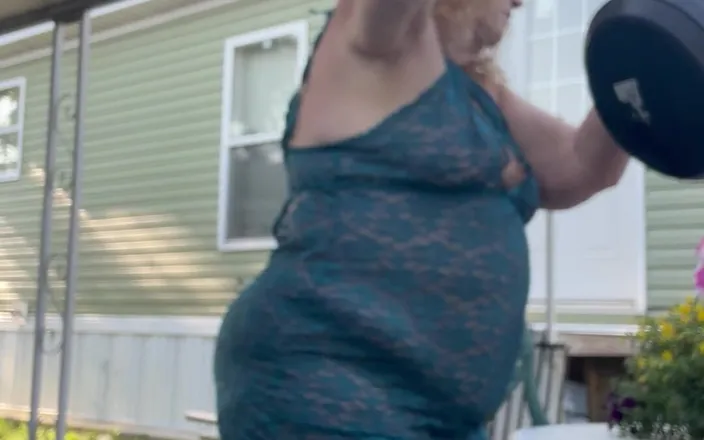 Big Ass 4 U: Water My Naughty Garden