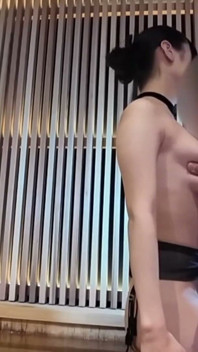 I Cup Gravure Star Goes All Out in a Luxury Vip Room. Her Massive Bust Bounces Through a Fierce Riding Creampie.