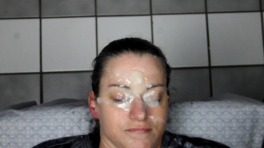 Dirty Dees Getting Her Face Unloaded on in a Fantastic Homemade Amateur Facial (Cover my eyes productions) Dirty Dees Getting Her Face Unloaded on in a Fantastic Homemade Amateur Facial (Cover my eyes productions)