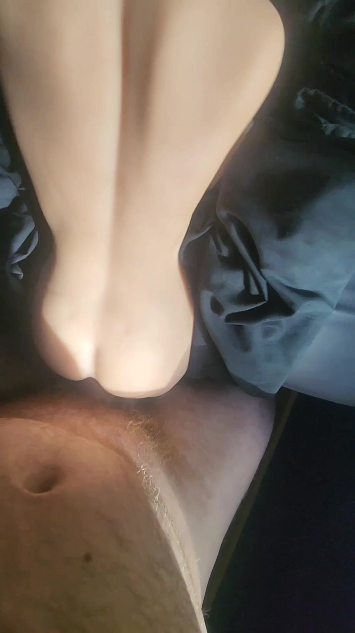 Djk31314: Šukám svoji Lillgirl ve skutečné posteli.