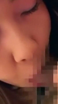 Joven esposa asiática follada profundo en estilo perrito