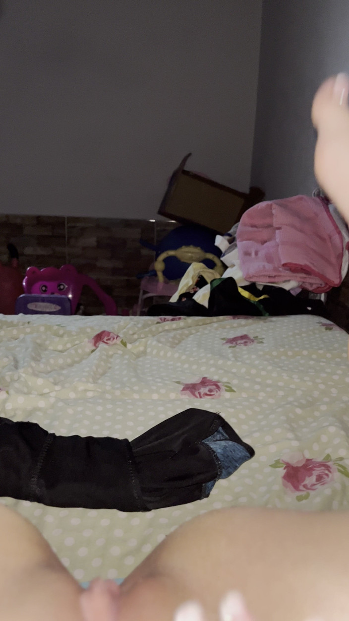 camilita111: Last Night I Had a Few Drinks and Even Masturbated