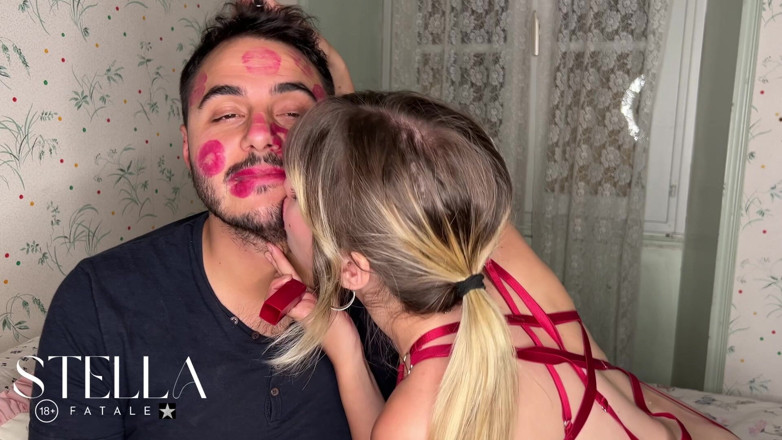Stellafatale: Non stop rtěnka mu líbá po celé tváři