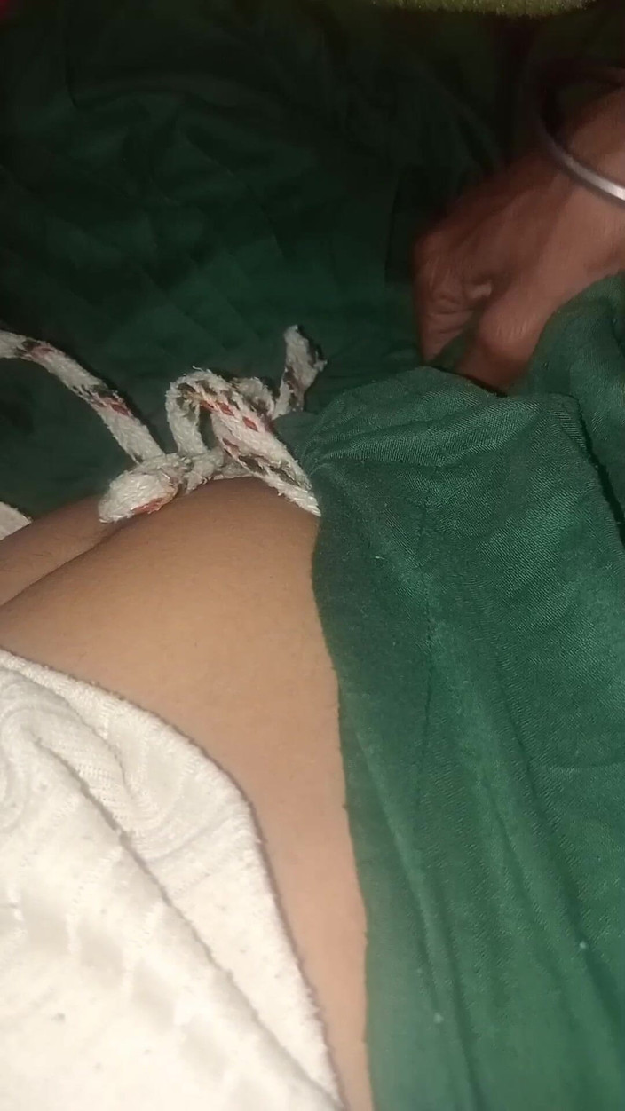 Desi Lusty Cooules01: Hardcore šukání desi manželky a škádlení s jejími prsy