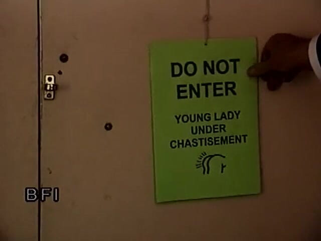 House of lords and mistresses in the spanking zone: La follia di lady Penelope