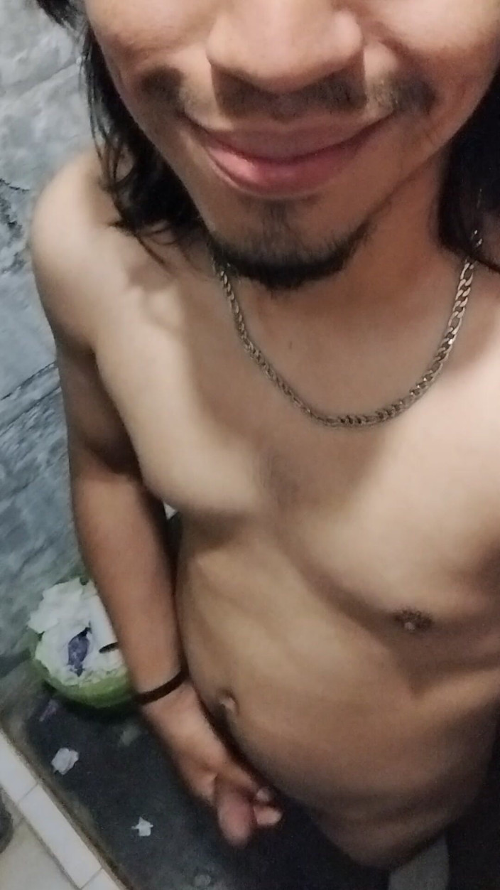 AlexAlejandro13: Fantasi Berbogel Di Bilik Mandi