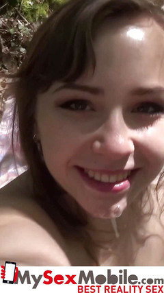 MySexMobile: Venkovní šukání s pěknou francouzskou dívkou Beatrice - MySexMobile