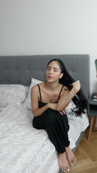 German scout - helen star si gadis latina kurus diajak ngentot di ruangan casting di berlin