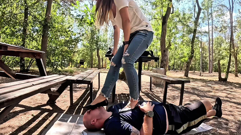 Mistressyammyboots: Liếm lòng bàn chân của bà chủ của bạn