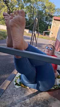Amateur-bBW, große und mollige füße necken
