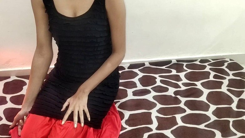 Saarabhabhi6: Ošukaná jejím nevlastním bratrem v novém roce Desi