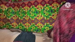 Nisha kajal: 美丽的女友通过送给她的金戒指被她的男朋友提议 - 印地语音频